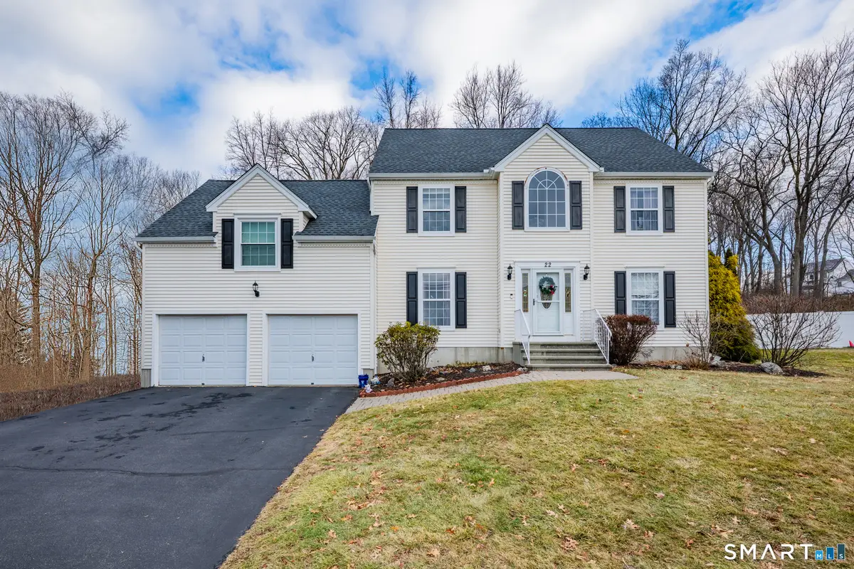 22 Commodore Hull Drive, Derby, CT 06418 - Image #1