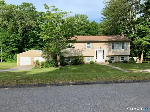 20 Willow Lane, Ledyard, CT 06339