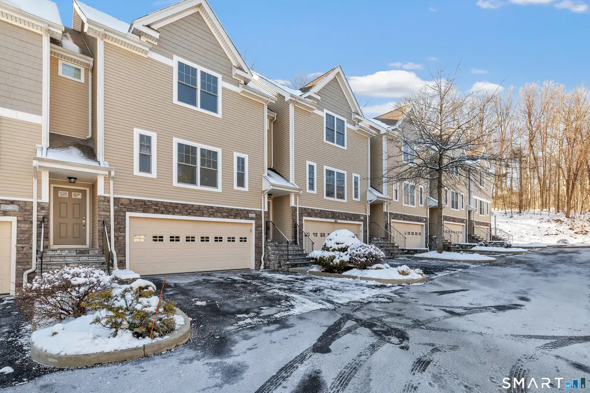 22 Ashwood Circle #22, Shelton, CT 06484 - Image #1