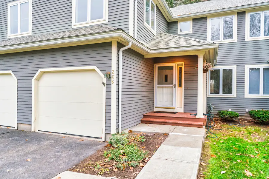 208 Castlewood Drive #208, Bloomfield, CT 06002 - Image #3