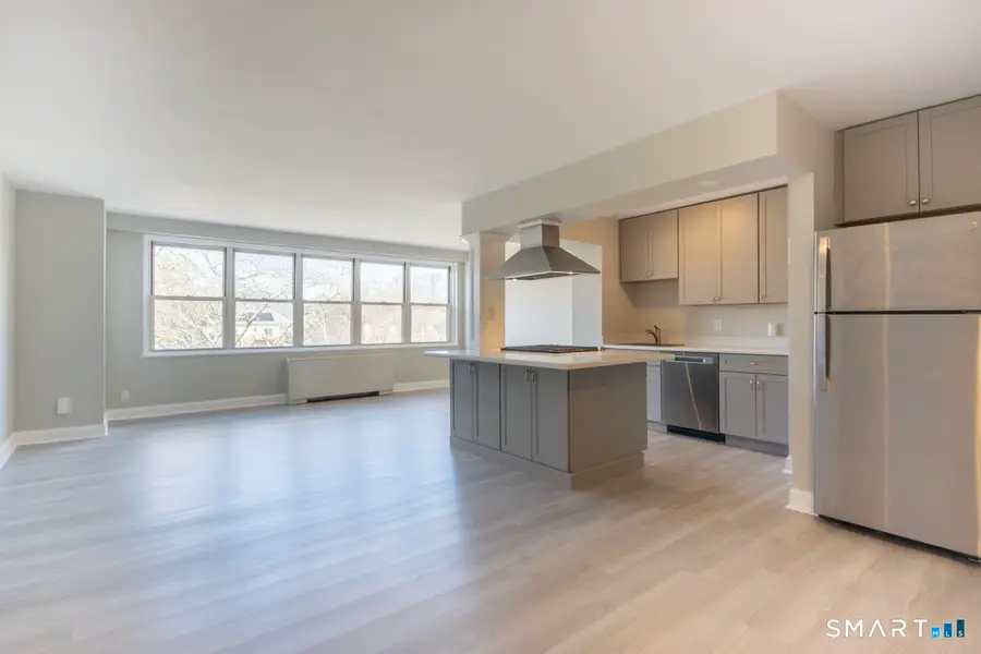 2625 Park Avenue #4F, Bridgeport, CT 06604 - #3