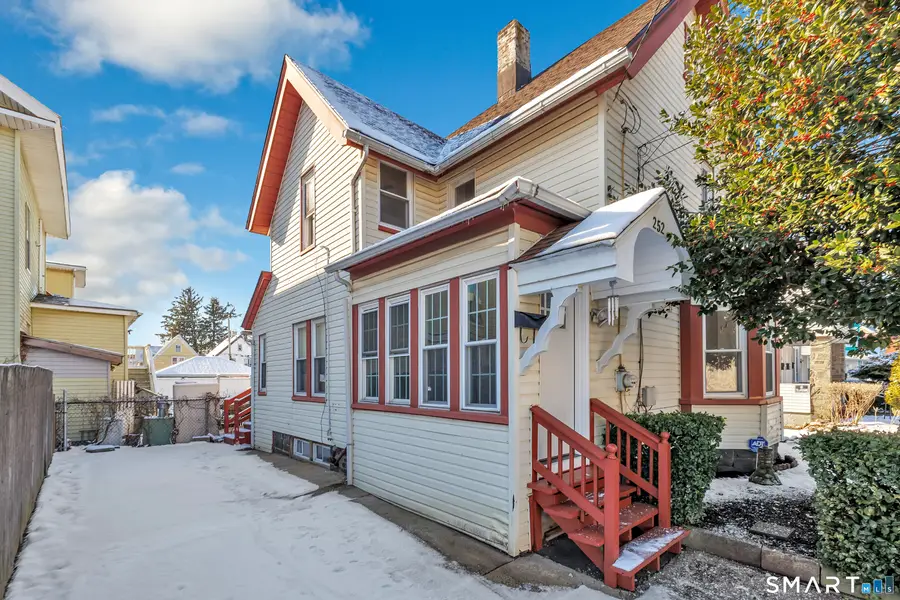 252 Shelton Street, Bridgeport, CT 06608 - Image #3