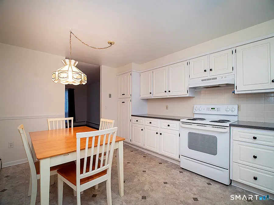 93 Centerbrook Avenue #93, Hamden, CT 06514 - Image #3