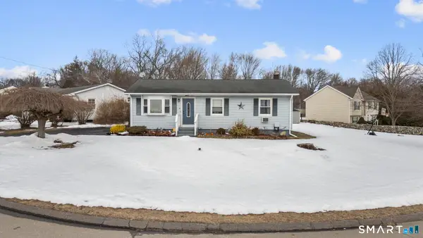 40 Iannotti Lane, Derby, CT 06418