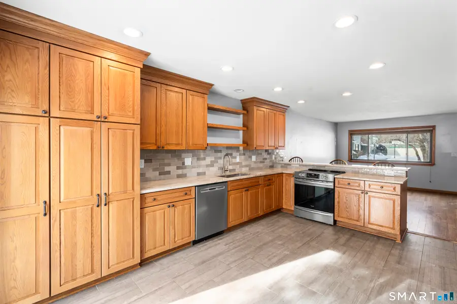 75 Orangewood West #75, Derby, CT 06418 - Image #3