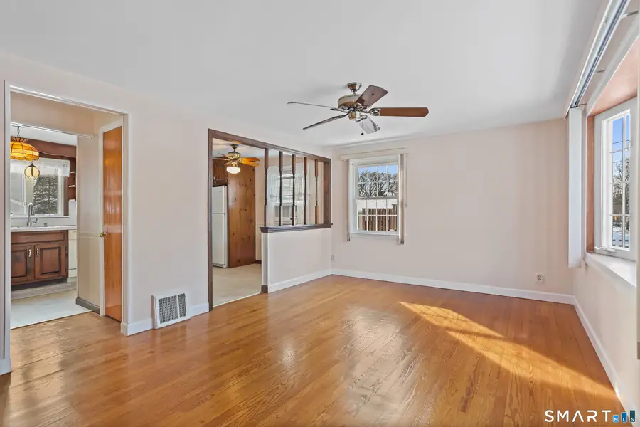 250 Szost Drive, Fairfield, CT 06824 - Image #2