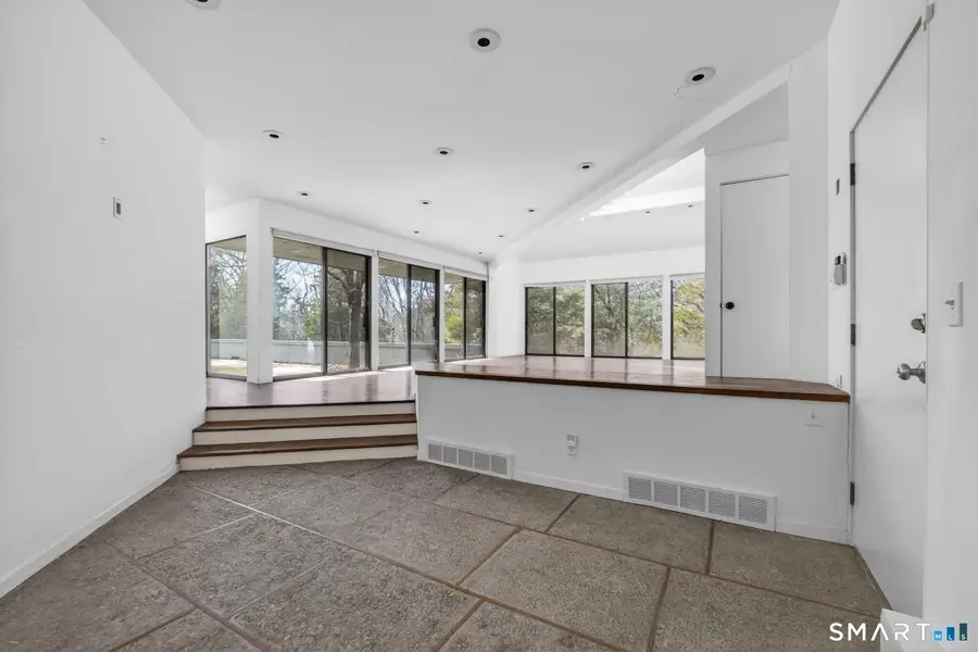 3 Meetinghouse Lane, Old Lyme, CT 06371 - #2