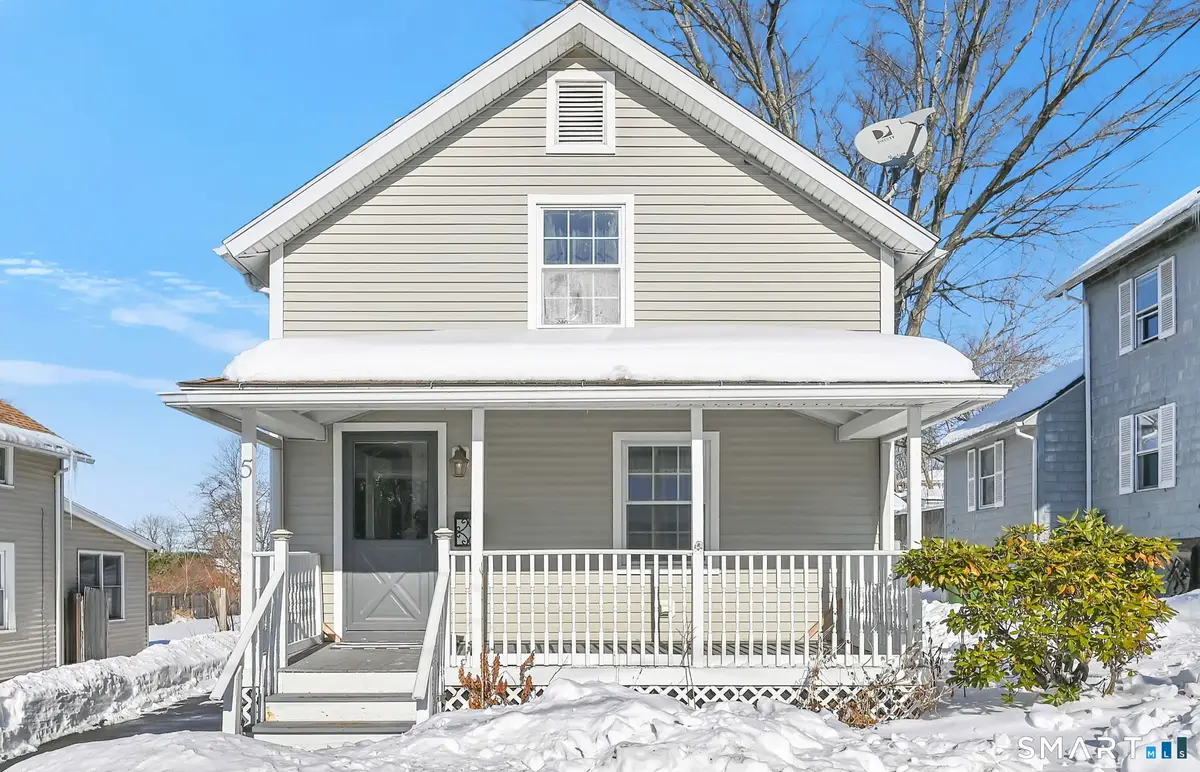 5 Coe Avenue, Portland, CT 06480 - #1