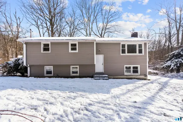 33 Stonybrook Road, Ledyard, CT 06335