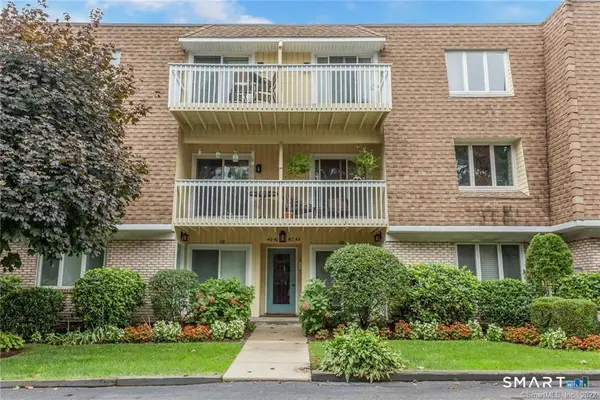 61 Seaview Avenue #APT 42, Stamford, CT 06902