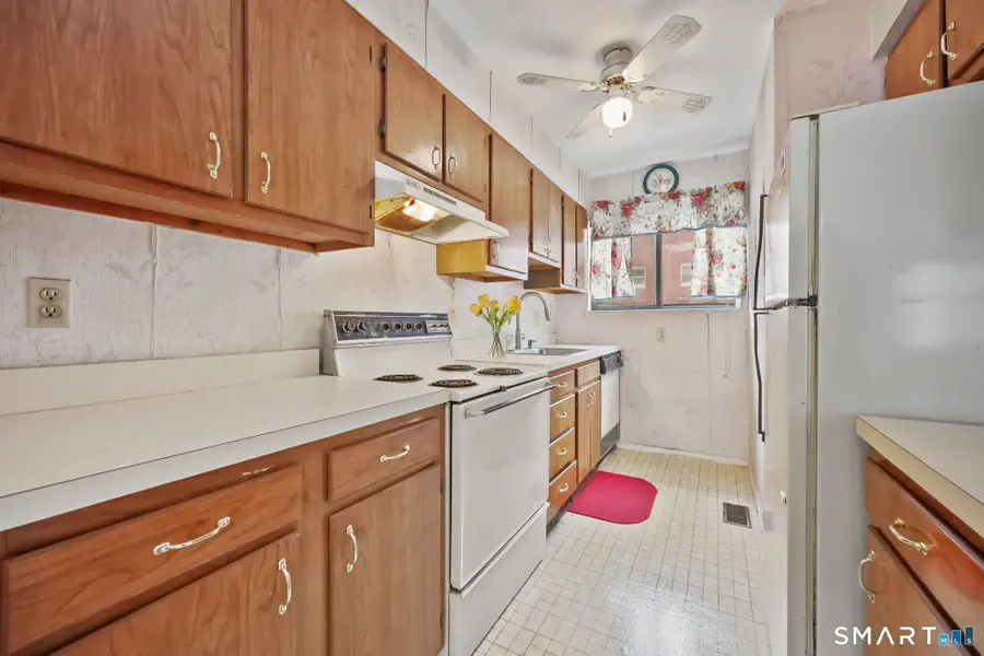 60 Wolfpit Avenue #APT 4B, Norwalk, CT 06851 - #2