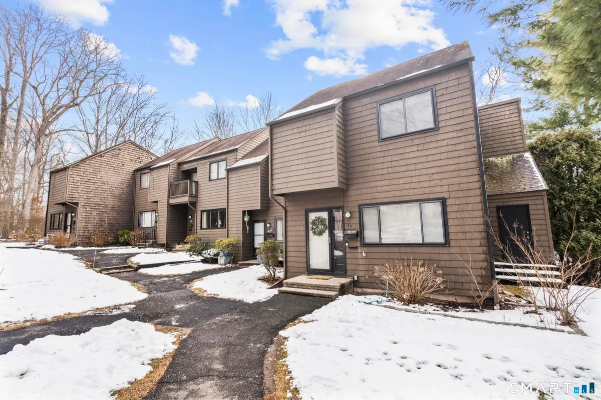 43 Hampton Park #43, Branford, CT 06405 - Image #1