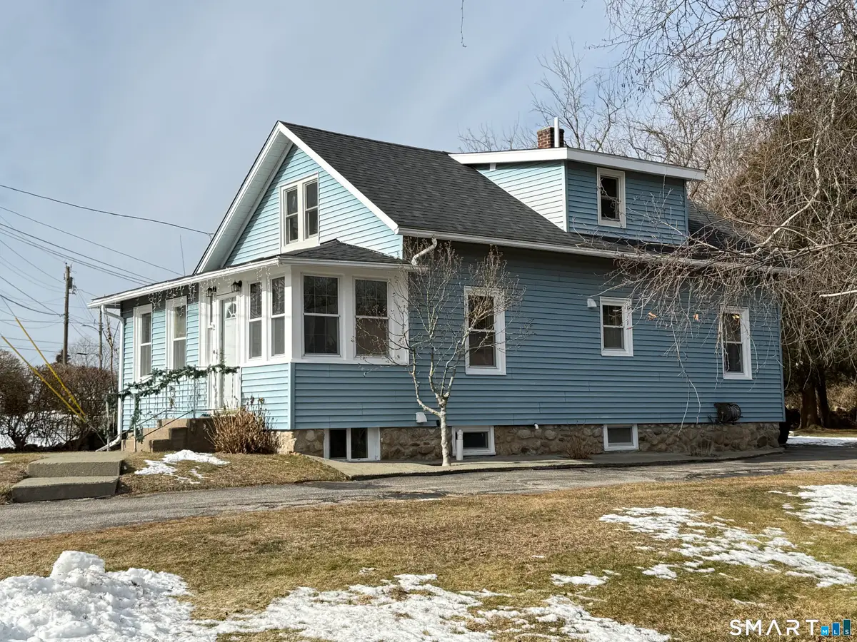 2 Harbor View Avenue, Waterford, CT 06385 - Image #1