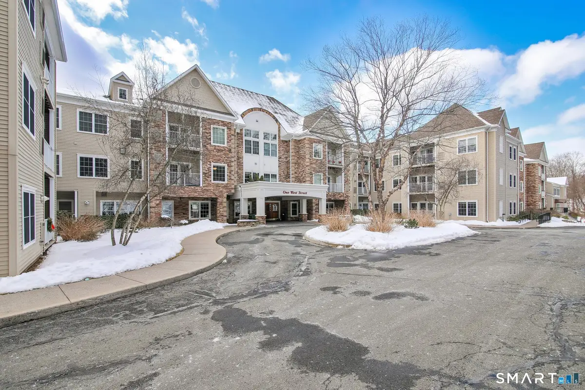 1 West Street #112, Simsbury, CT 06070 - Image #1