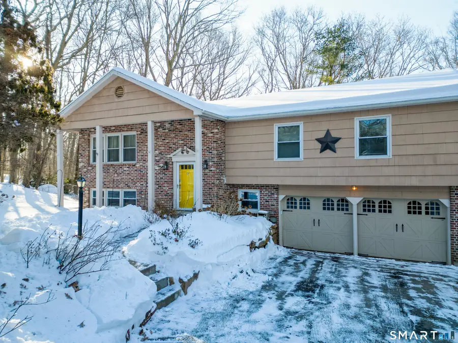 6 Overlook Road, Ledyard, CT 06335 - Image #2