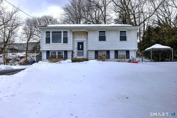 7 Hale Drive, Ansonia, CT 06401