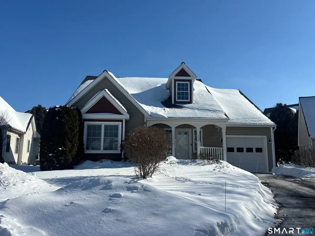 162 Thistle Pond Drive #162, Bloomfield, CT 06002 - Image #1