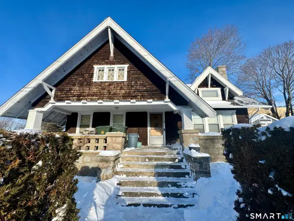 15 Warren Street, New London, CT 06320