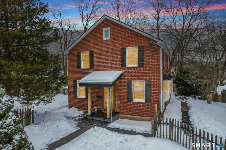 220 Melville Drive, Fairfield, CT 06825 - Image #2