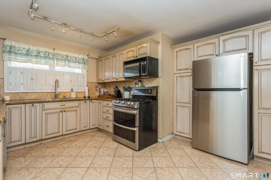 59 Woodway Road #APT 1, Stamford, CT 06907 - Image #3