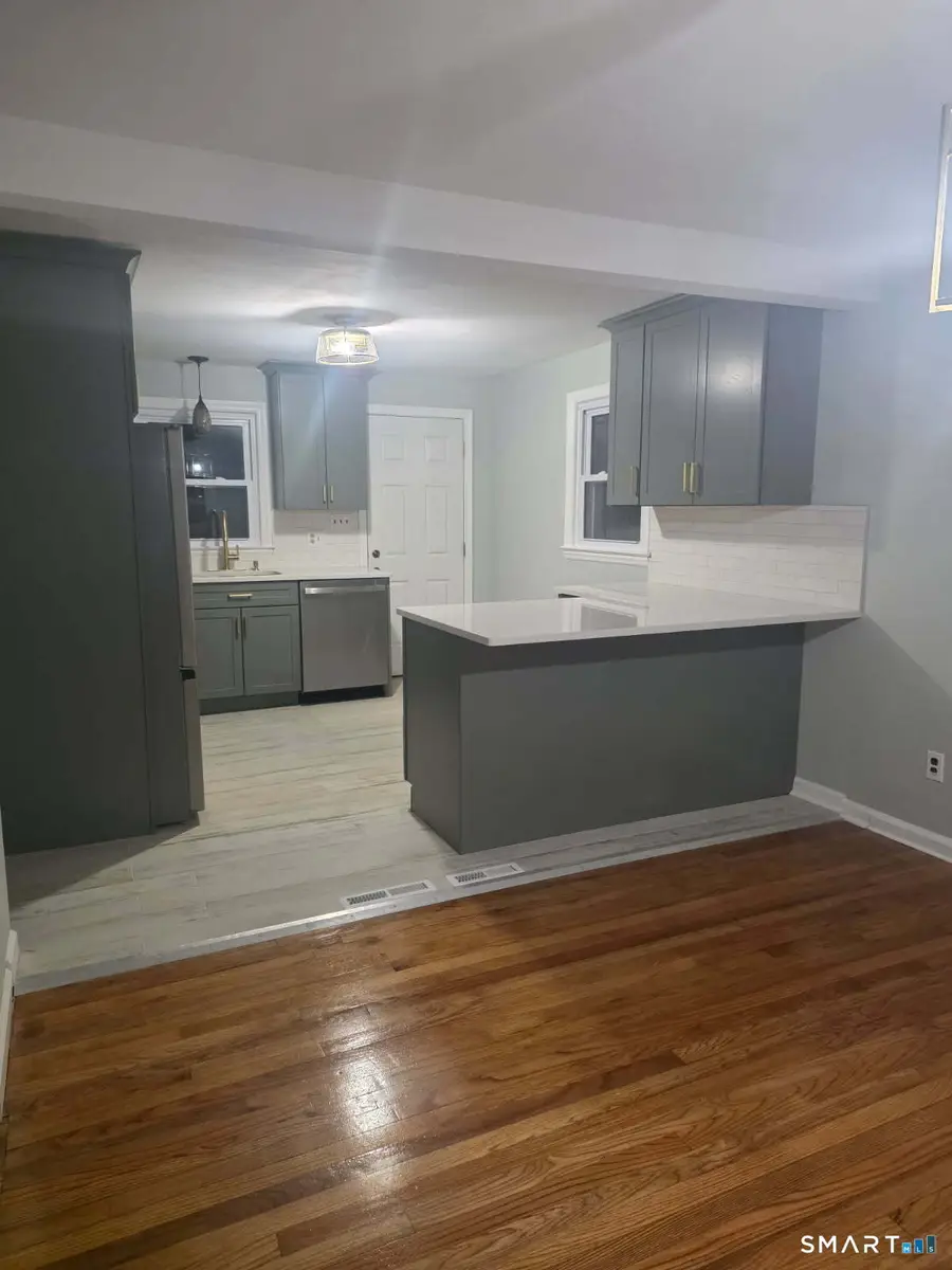 22 Parker Avenue, West Haven, CT 06516 - Image #2