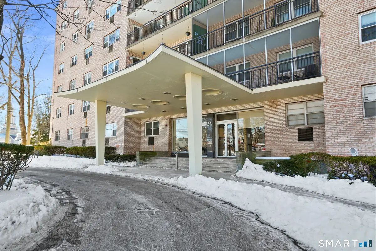 25 Cartright Street #3K, Bridgeport, CT 06604 - Image #1