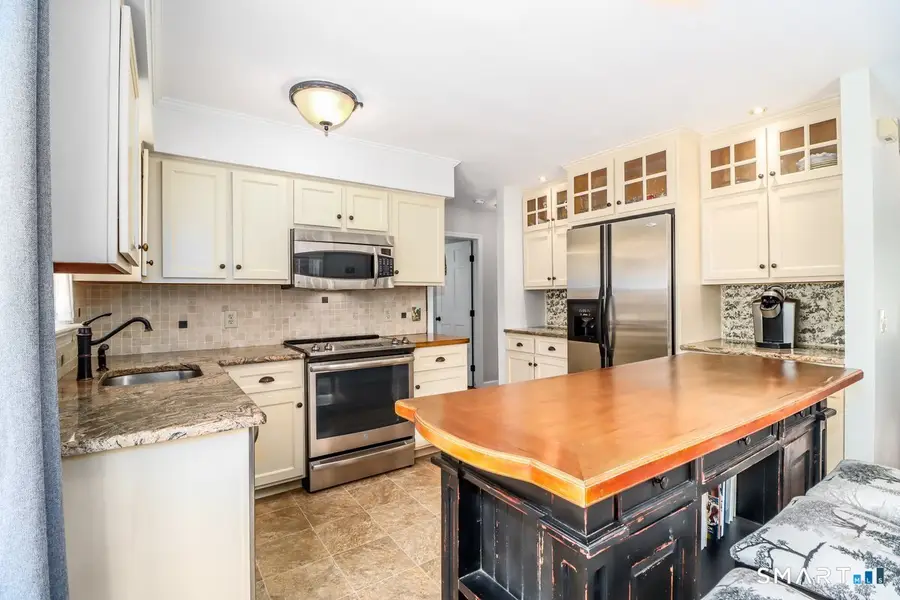 16A Pole Bridge Road, Newtown, CT 06482 - Image #3