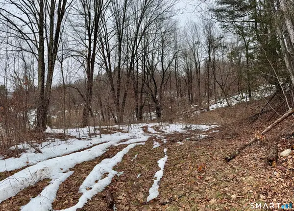 1092 Hickory Hill Road, Thomaston, CT 06787