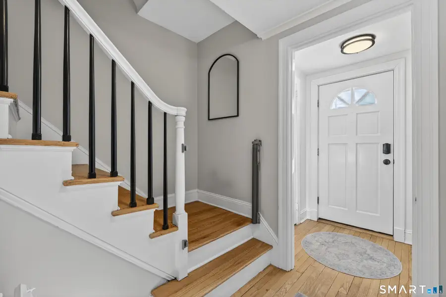 372 Fern Street, West Hartford, CT 06119 - #3