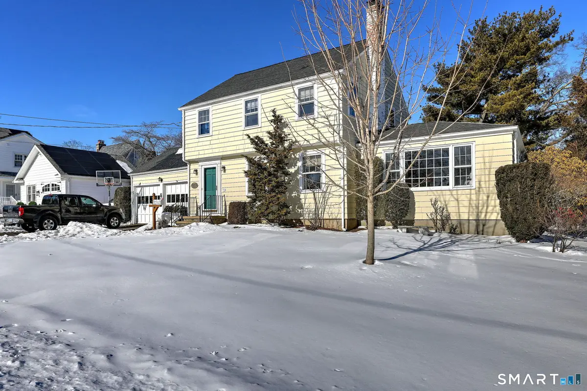 30 Landon Street, Stratford, CT 06614 - #1