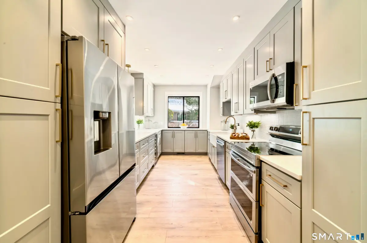 445 North Trail #A, Stratford, CT 06614 - Image #1