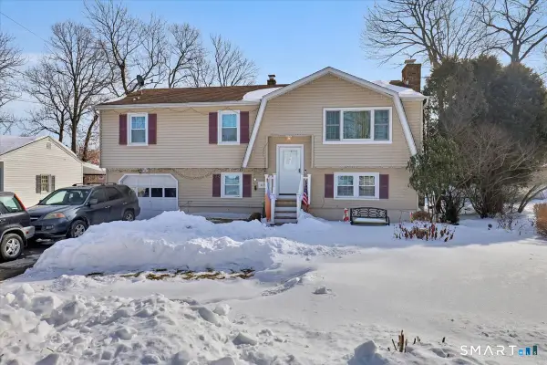 68 Eagle Place, West Haven, CT 06516