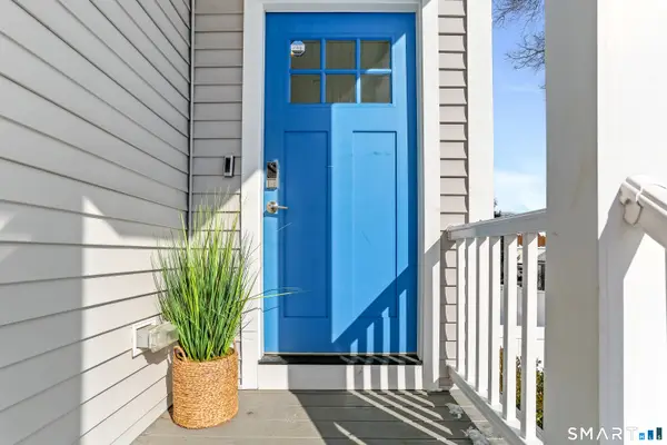 117 Forest Avenue #117, Fairfield, CT 06824