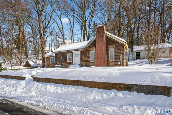 87 West Street, Manchester, CT 06040