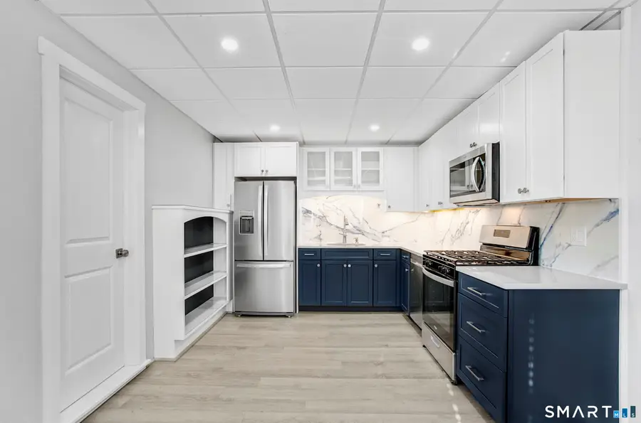 72 Highview Avenue, Stamford, CT 06907 - #3