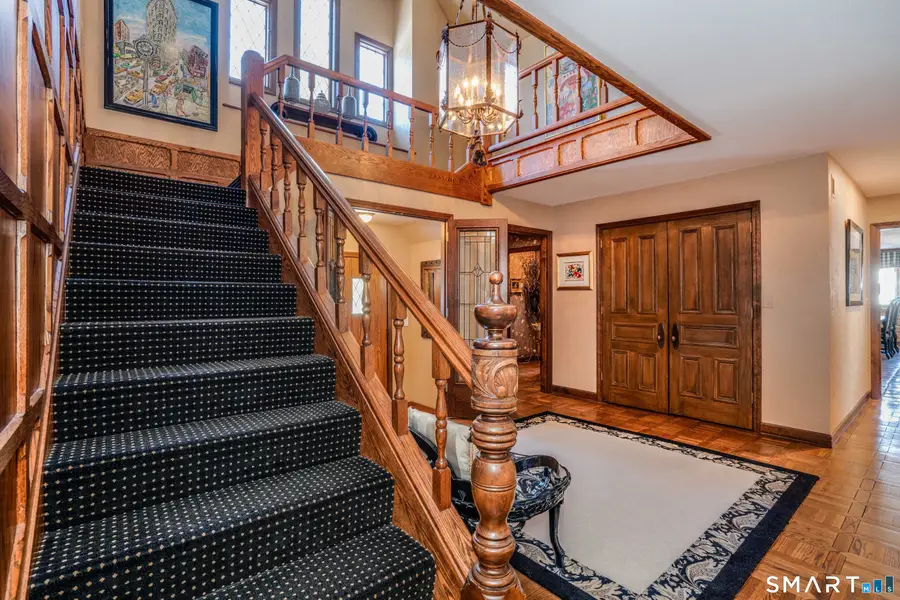 33 Mountain Farms Road, West Hartford, CT 06117 - #3