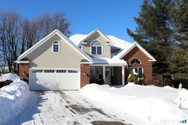 36 Frechette Circle, Manchester, CT 06040