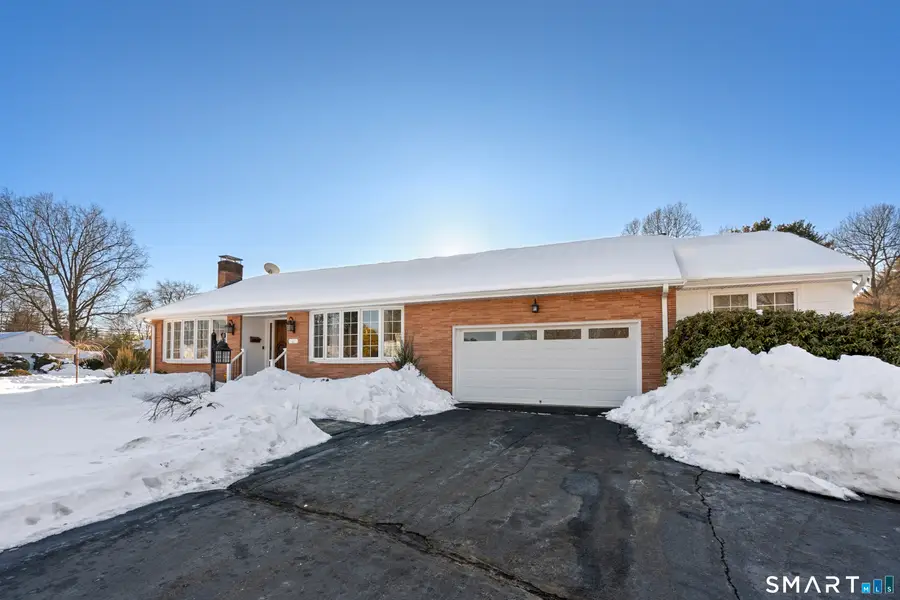21 Karen Road, West Hartford, CT 06117 - Image #2