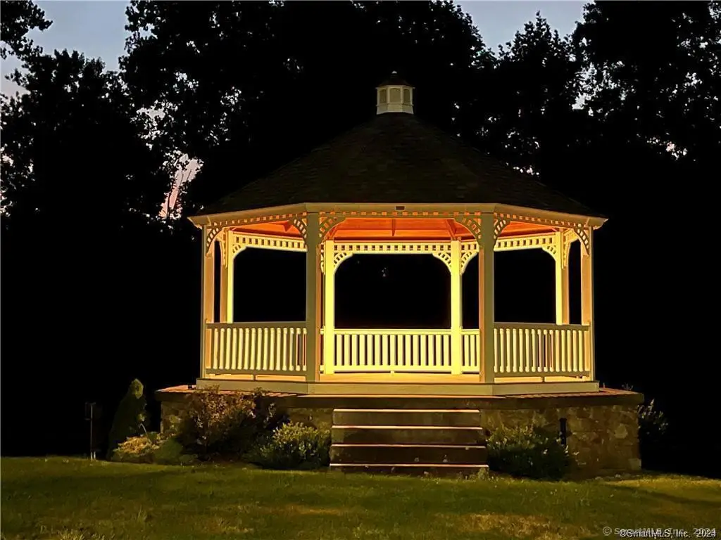 75 Gleneagle Road, Middlebury, CT 06762 - #1