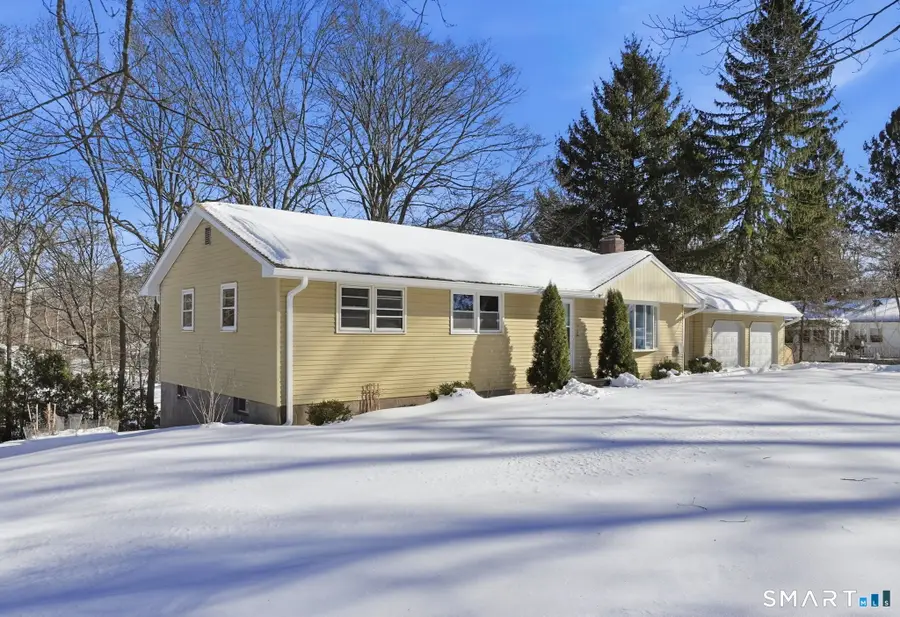 10 Fairlawn Avenue, East Hampton, CT 06424 - #2