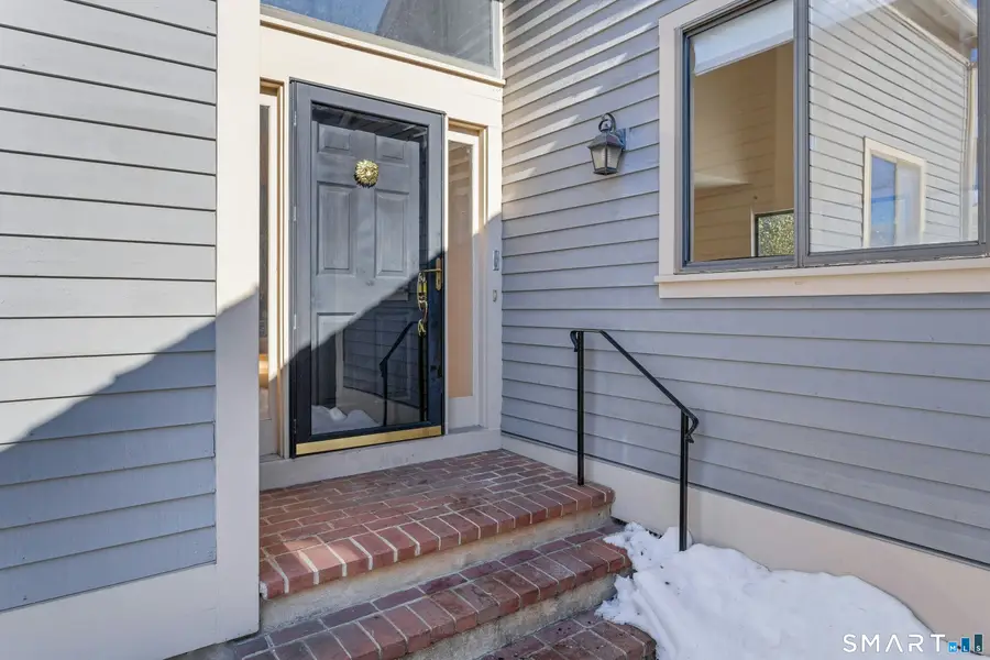 501 West Lyon Farm Drive #501, Greenwich, CT 06831 - Image #2