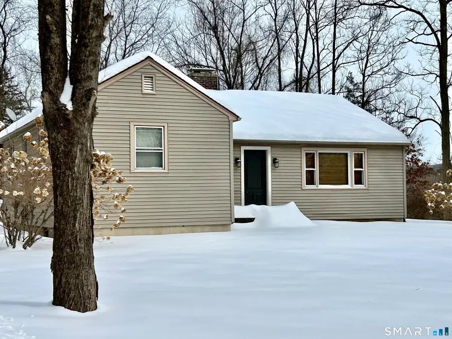 142 Washington Road, Woodbury, CT 06798 - #2