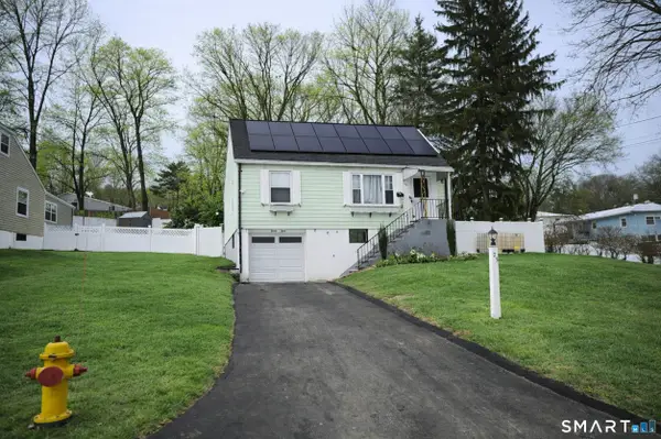 23 Ashland Avenue, Waterbury, CT 06708