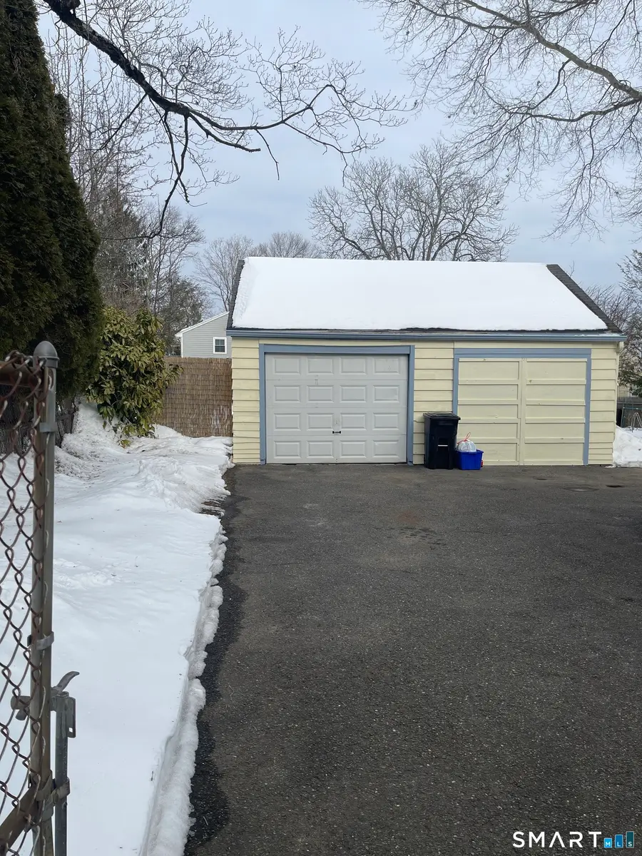 1924 Stratfield Road, Fairfield, CT 06825 - Image #2