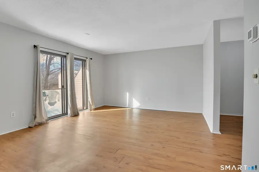 285 Queen Street, Southington, CT 06489 - #3