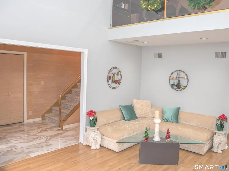 10 Ironwood Lane #10, West Hartford, CT 06117 - #3