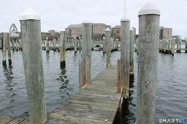 100 Pequot Avenue #3532, New London, CT 06320