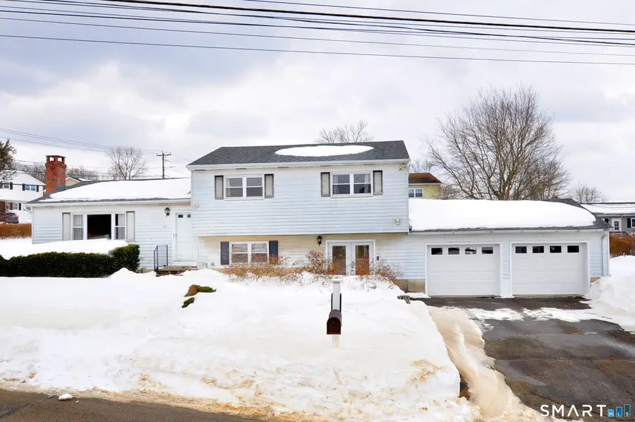 160 Meadowlark Drive, Waterbury, CT 06708 - #2