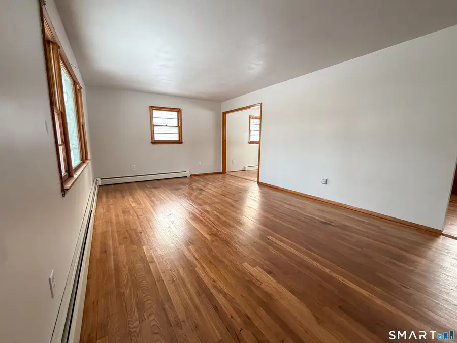 14 Charles Court, Naugatuck, CT 06770 - #2