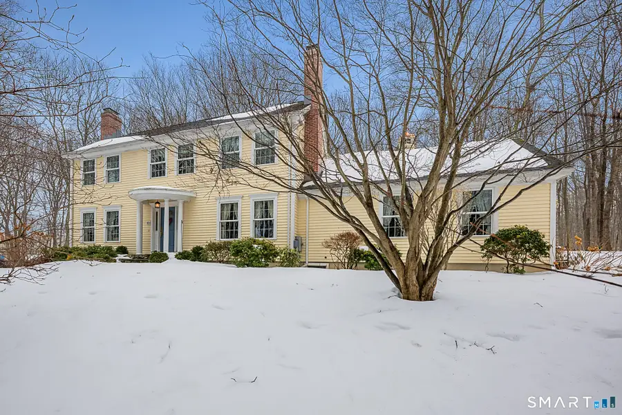 16 Jonathan Drive, Roxbury, CT 06783 - #2